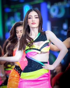 มีนา ริณา 1