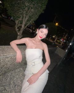 มีนา ริณา 16