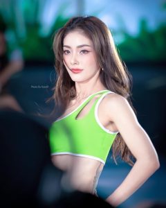 มีนา ริณา 7