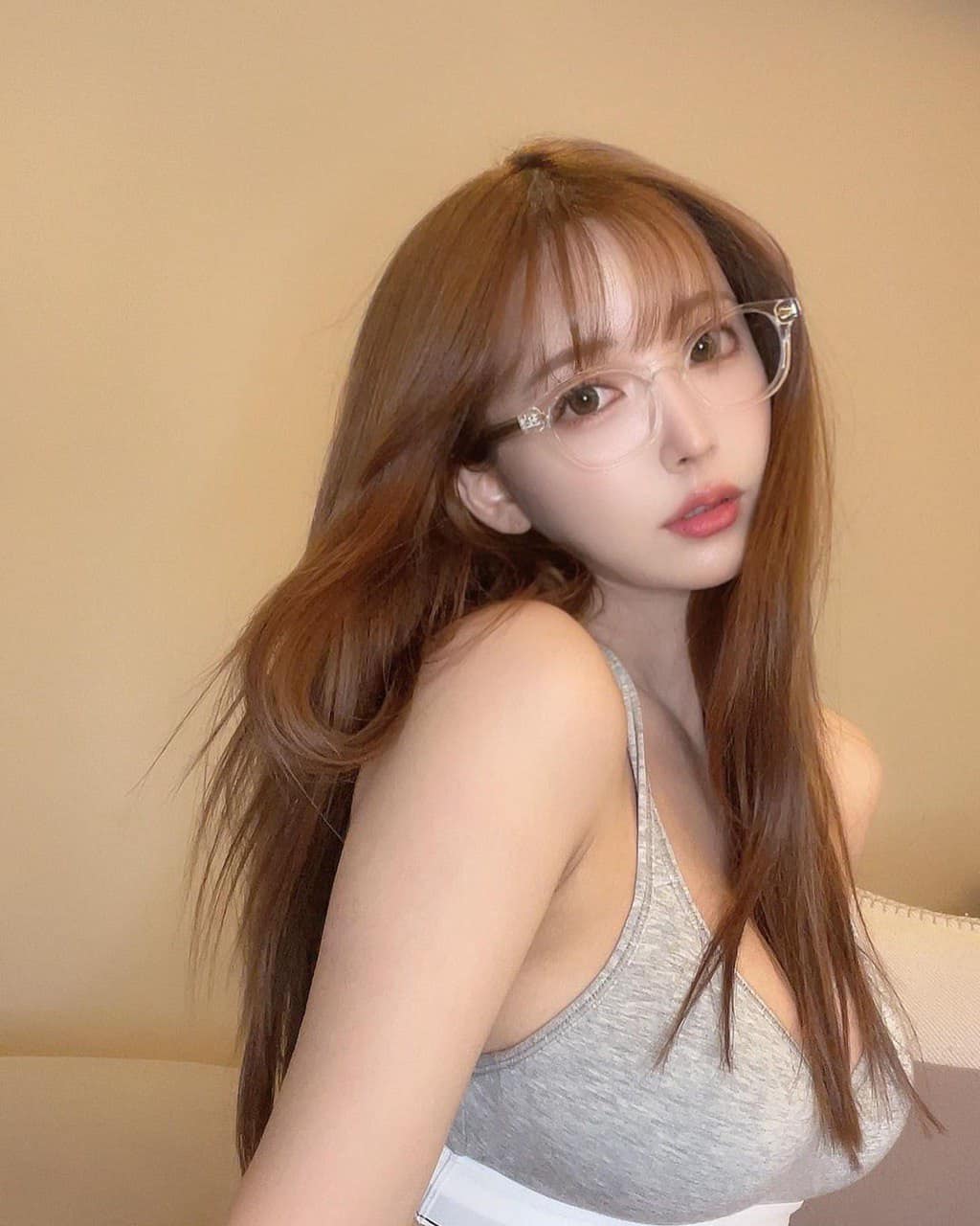 ยูอะ มิคามิ 8